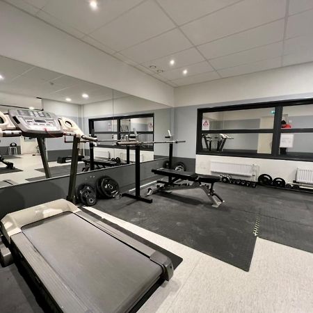 Suite - King Size Bed - Gym&Wifi - Indoor Parking Rovaniemi Eksteriør billede